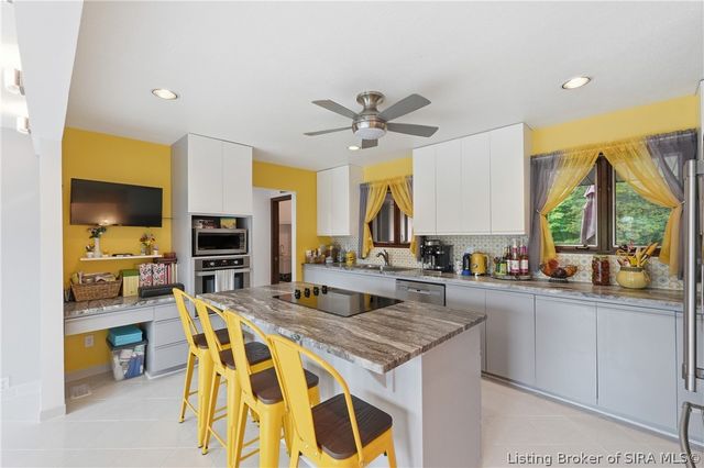 7245 Highway 335 NE, New Salisbury, IN 47161