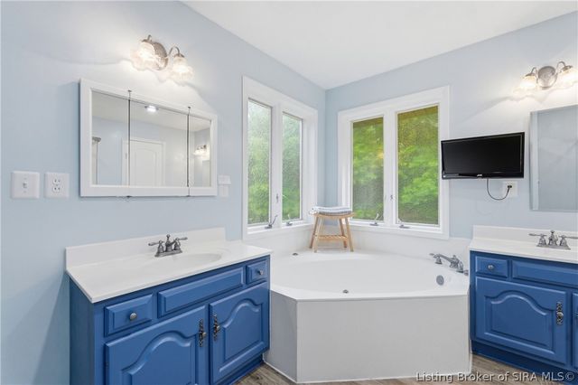 7245 Highway 335 NE, New Salisbury, IN 47161