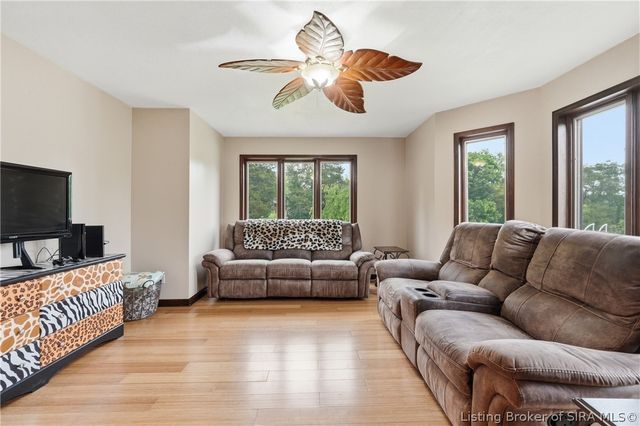 7245 Highway 335 NE, New Salisbury, IN 47161