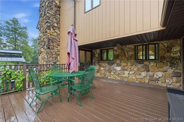 7245 Highway 335 NE, New Salisbury, IN 47161