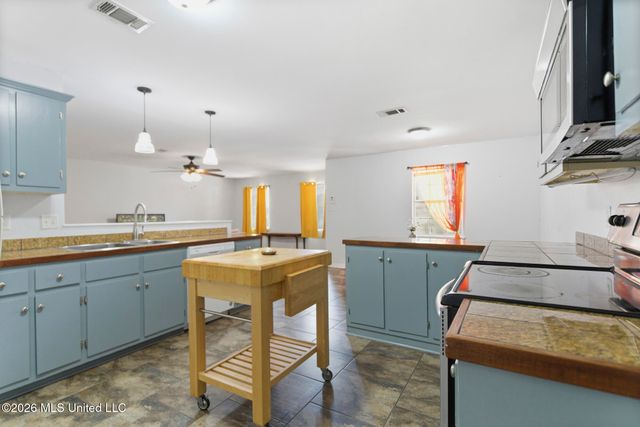 2310 Farrell Circle, Gulfport, MS 39507