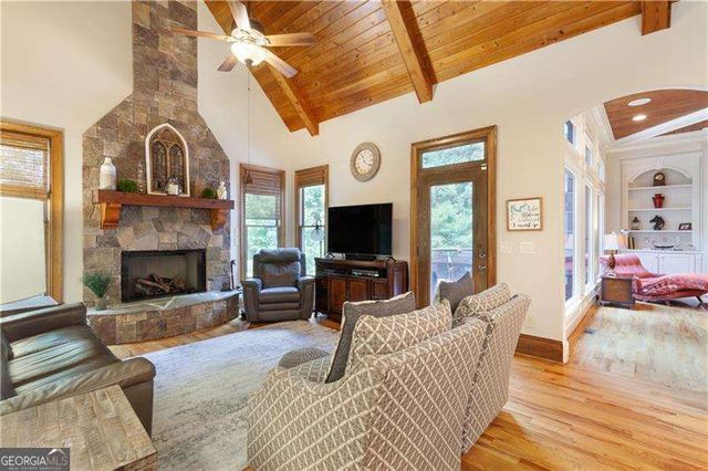 1900 Danforth Pointe Drive NE, Marietta, GA 30066