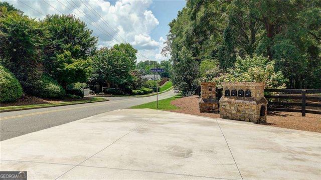 1900 Danforth Pointe Drive NE, Marietta, GA 30066