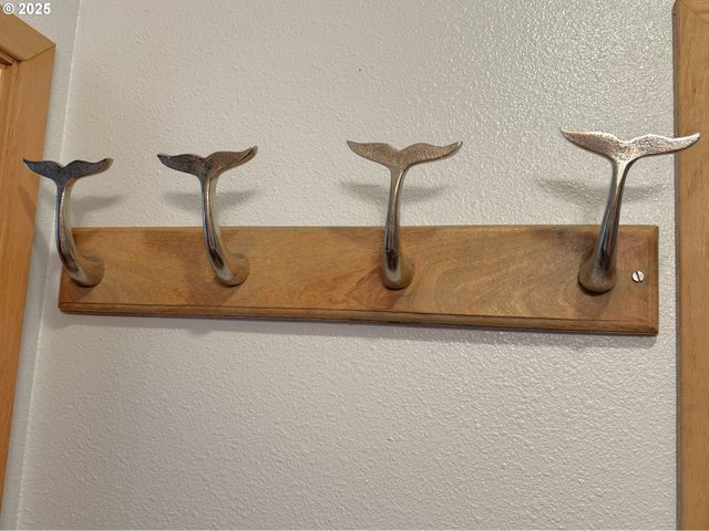 19921 WHALESHEAD Rd EL1, Brookings, OR 97415