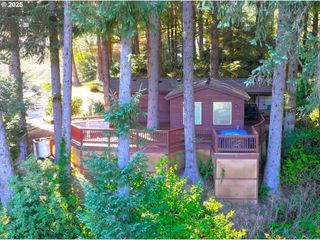 19921 WHALESHEAD Rd EL1, Brookings, OR 97415