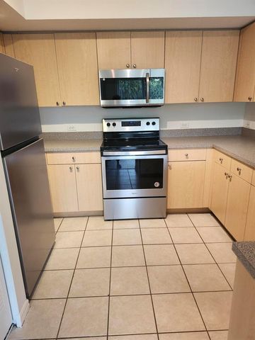 1009 VILLA Lane, Boynton Beach, FL 33435