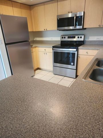 1009 VILLA Lane, Boynton Beach, FL 33435