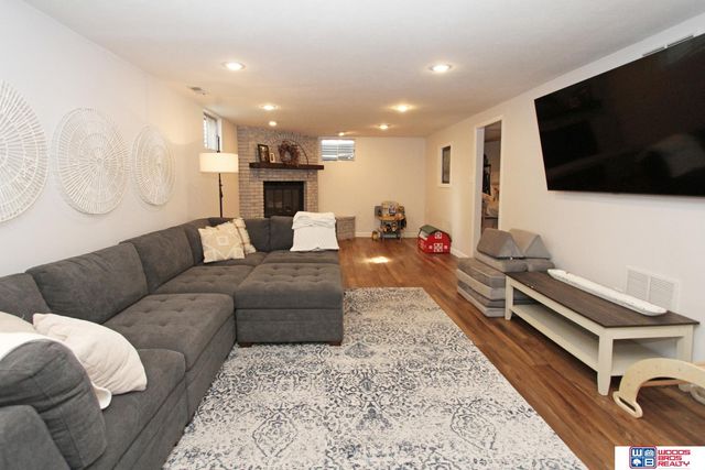 927 N 86th Street, Lincoln, NE 68505