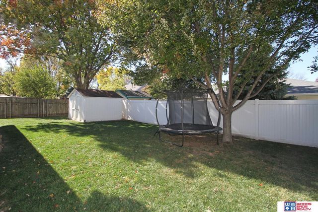 927 N 86th Street, Lincoln, NE 68505