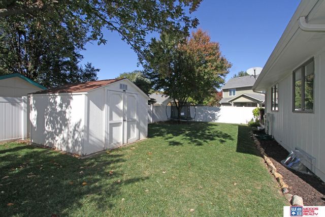 927 N 86th Street, Lincoln, NE 68505