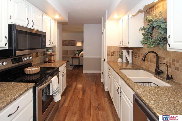 927 N 86th Street, Lincoln, NE 68505