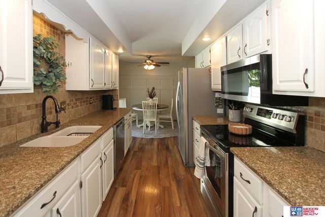 927 N 86th Street, Lincoln, NE 68505