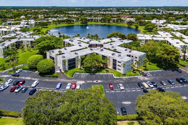 5100 Las Verdes Circle 316, Delray Beach, FL 33484