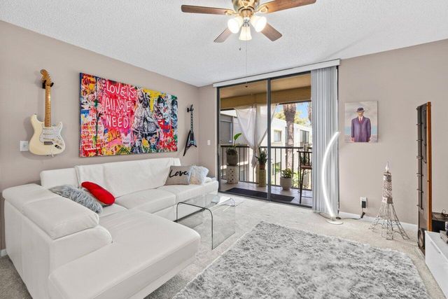 5100 Las Verdes Circle 316, Delray Beach, FL 33484