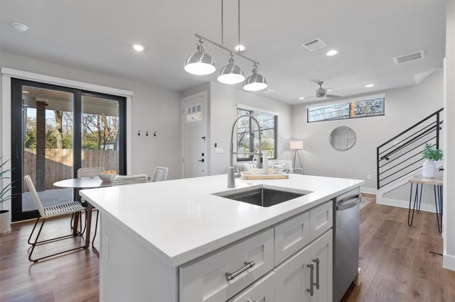 5403 Duval ST 2, Austin, TX 78751