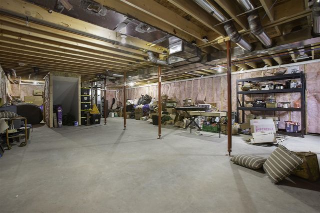 9048 Second Street, Baroda, MI 49101