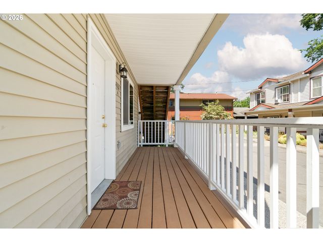 4701 Ne KILLINGSWORTH St, Portland, OR 97218