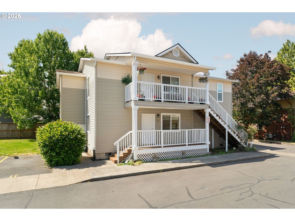 4701 Ne KILLINGSWORTH St, Portland, OR 97218