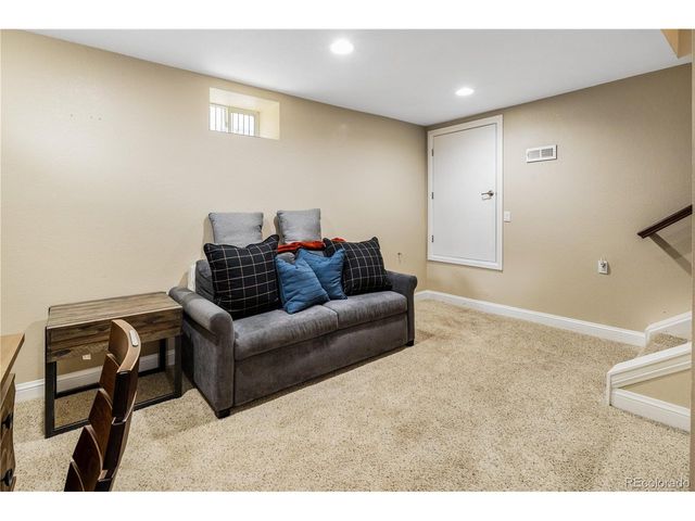 3022 N Vine St, Denver, CO 80205