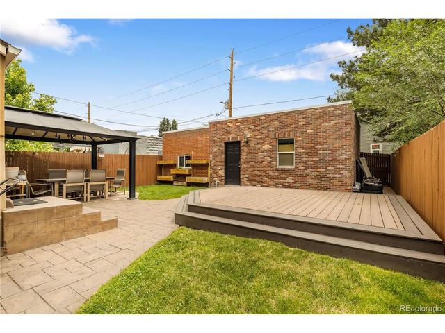 3022 N Vine St, Denver, CO 80205