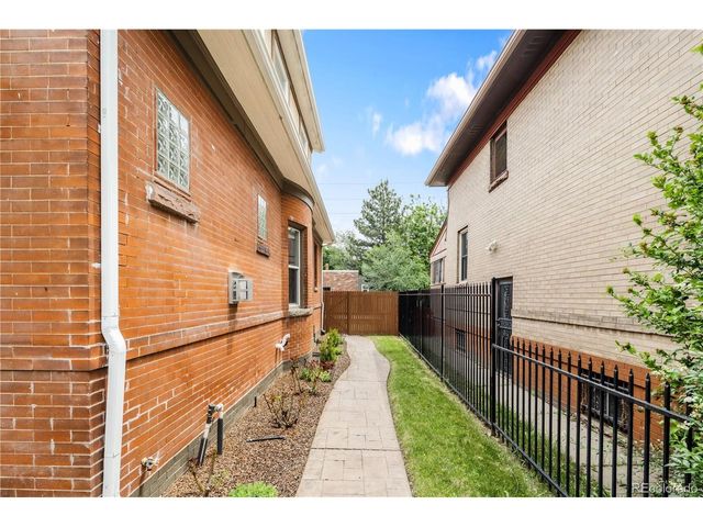 3022 N Vine St, Denver, CO 80205