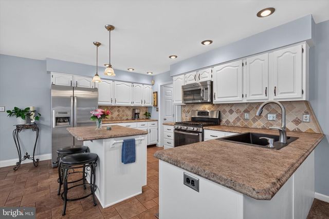 6128 WALLINGFORD WAY, Mechanicsburg, PA 17050