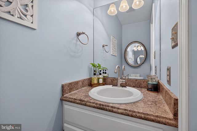 6128 WALLINGFORD WAY, Mechanicsburg, PA 17050