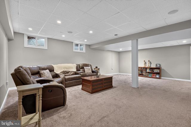 6128 WALLINGFORD WAY, Mechanicsburg, PA 17050
