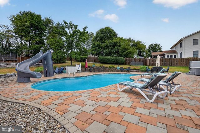 6128 WALLINGFORD WAY, Mechanicsburg, PA 17050