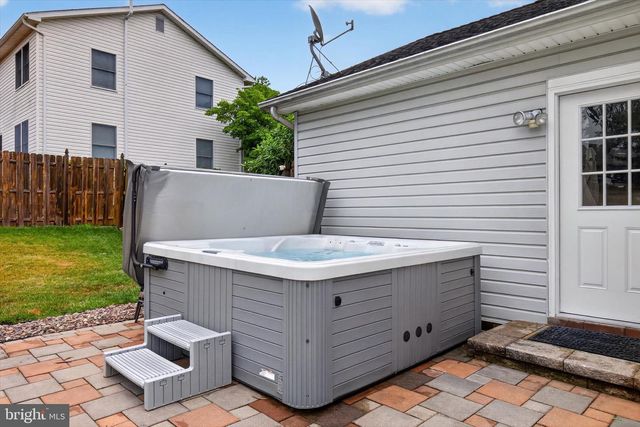 6128 WALLINGFORD WAY, Mechanicsburg, PA 17050