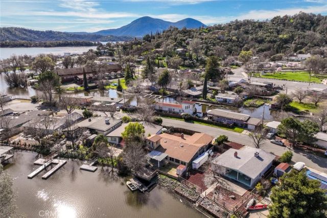 12631 Shoreview, Clearlake Oaks, CA 95423
