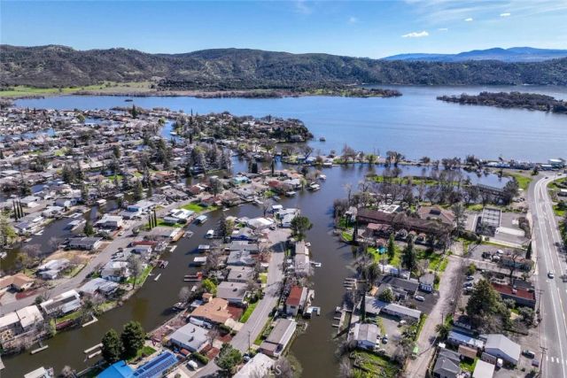 12631 Shoreview, Clearlake Oaks, CA 95423