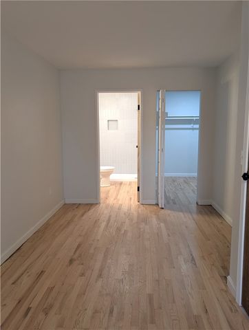 420 Woodward Road 24, North Providence, RI 02904