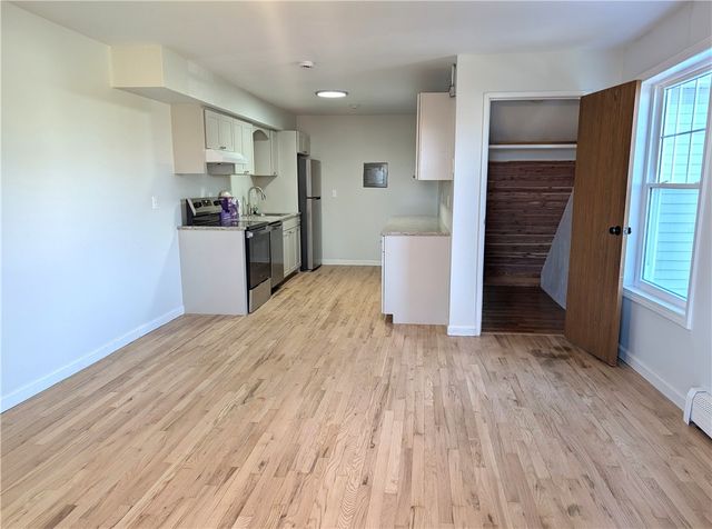 420 Woodward Road 24, North Providence, RI 02904