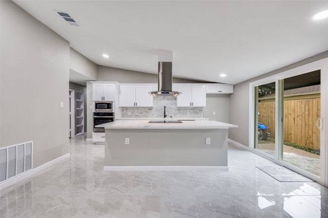 3605 Daniel Drive, Arlington, TX 76014