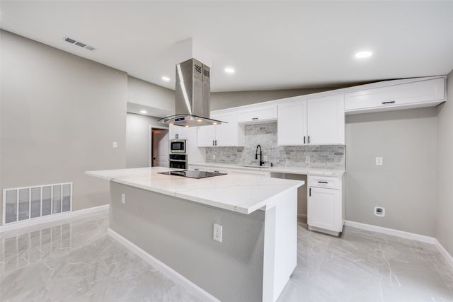 3605 Daniel Drive, Arlington, TX 76014