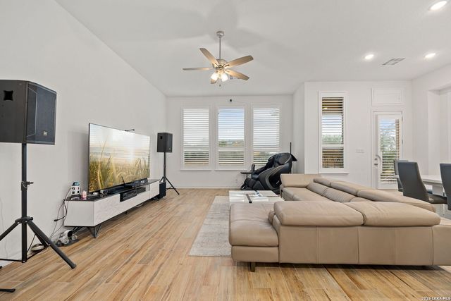 12418 Revolver Run, San Antonio, TX 78254