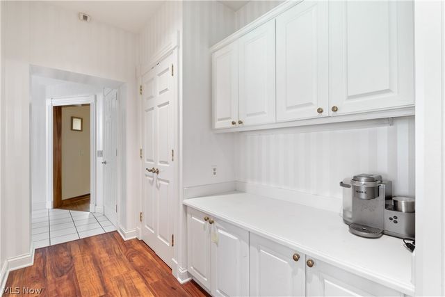2520 Glenmont Road NW, Canton, OH 44708