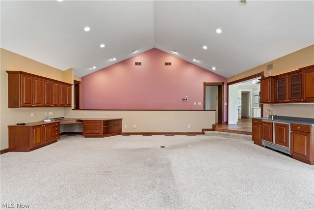 2520 Glenmont Road NW, Canton, OH 44708