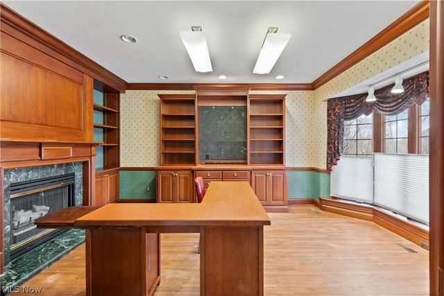 2520 Glenmont Road NW, Canton, OH 44708