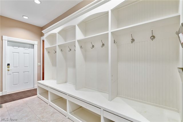 2520 Glenmont Road NW, Canton, OH 44708