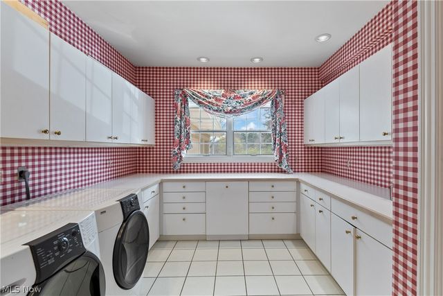2520 Glenmont Road NW, Canton, OH 44708