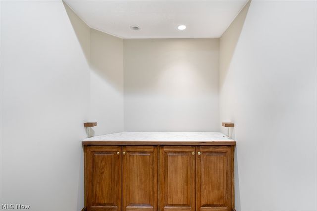 2520 Glenmont Road NW, Canton, OH 44708