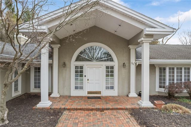 2520 Glenmont Road NW, Canton, OH 44708