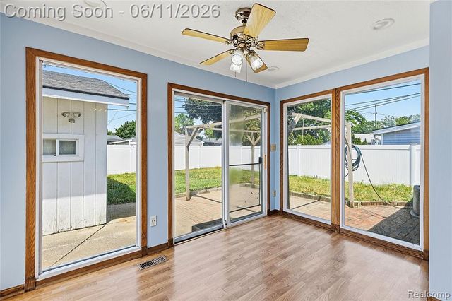 4663 Buchanan Avenue, Warren, MI 48092