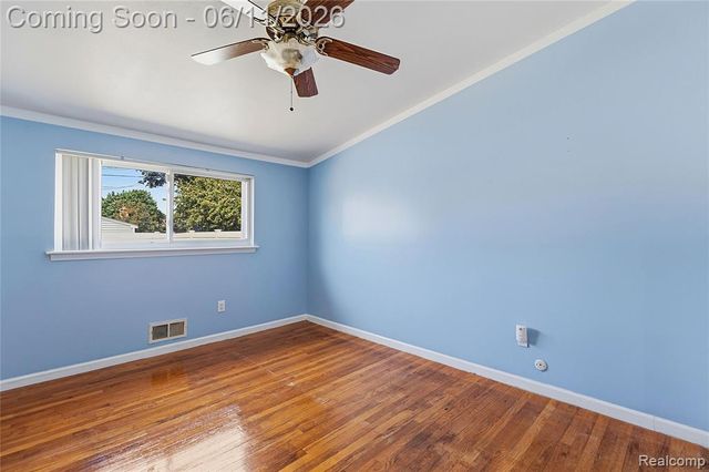 4663 Buchanan Avenue, Warren, MI 48092