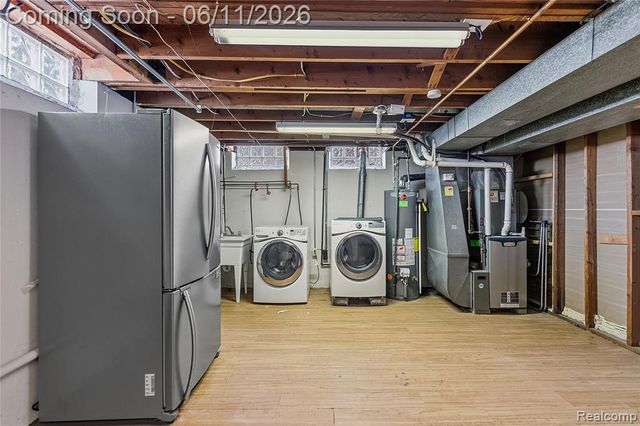 4663 Buchanan Avenue, Warren, MI 48092