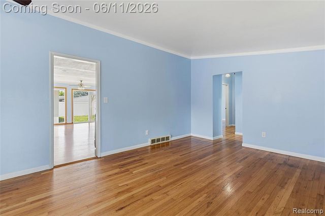 4663 Buchanan Avenue, Warren, MI 48092