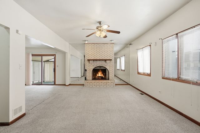 15641 Cottage Grove Avenue, Dolton, IL 60419