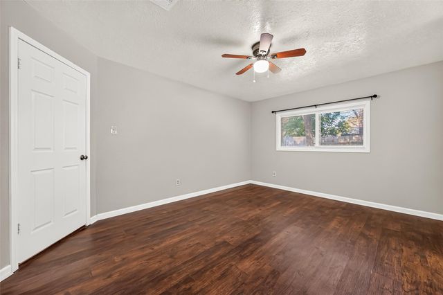 10038 Green Valley Lane, Houston, TX 77064